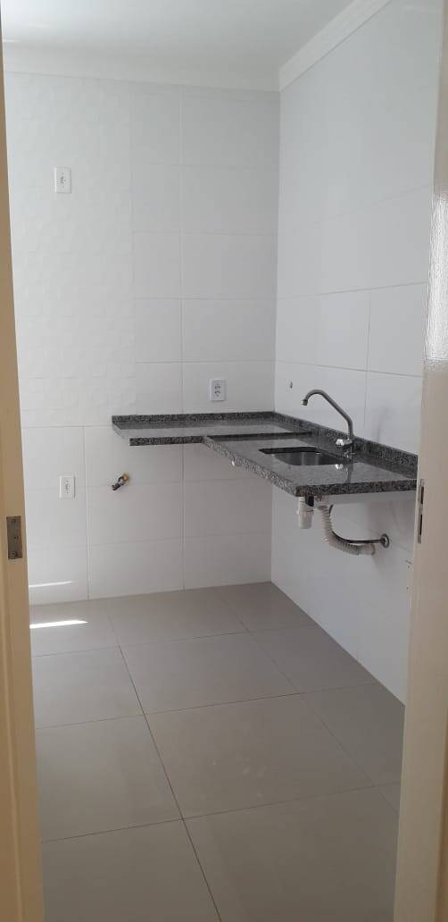 Apartamento à venda com 2 quartos, 60m² - Foto 1