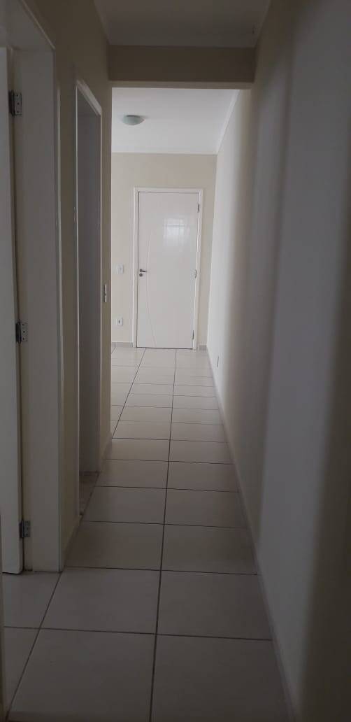 Apartamento à venda com 2 quartos, 60m² - Foto 5