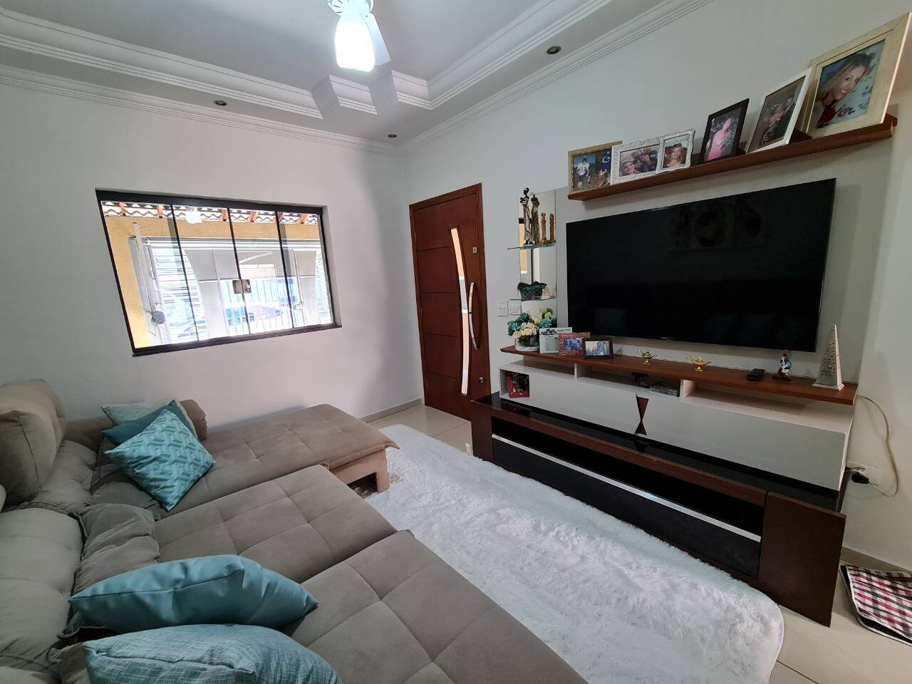 Casa à venda com 2 quartos, 95m² - Foto 2