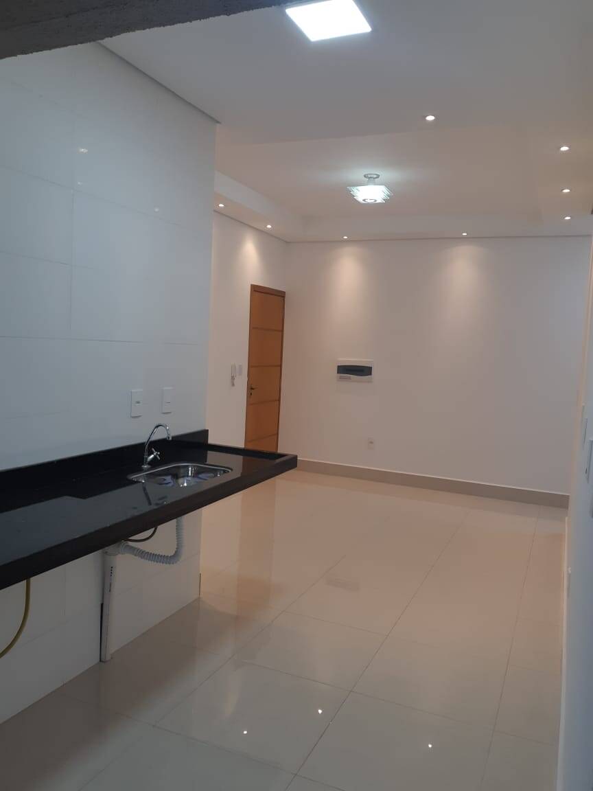 Apartamento à venda com 2 quartos, 66m² - Foto 7