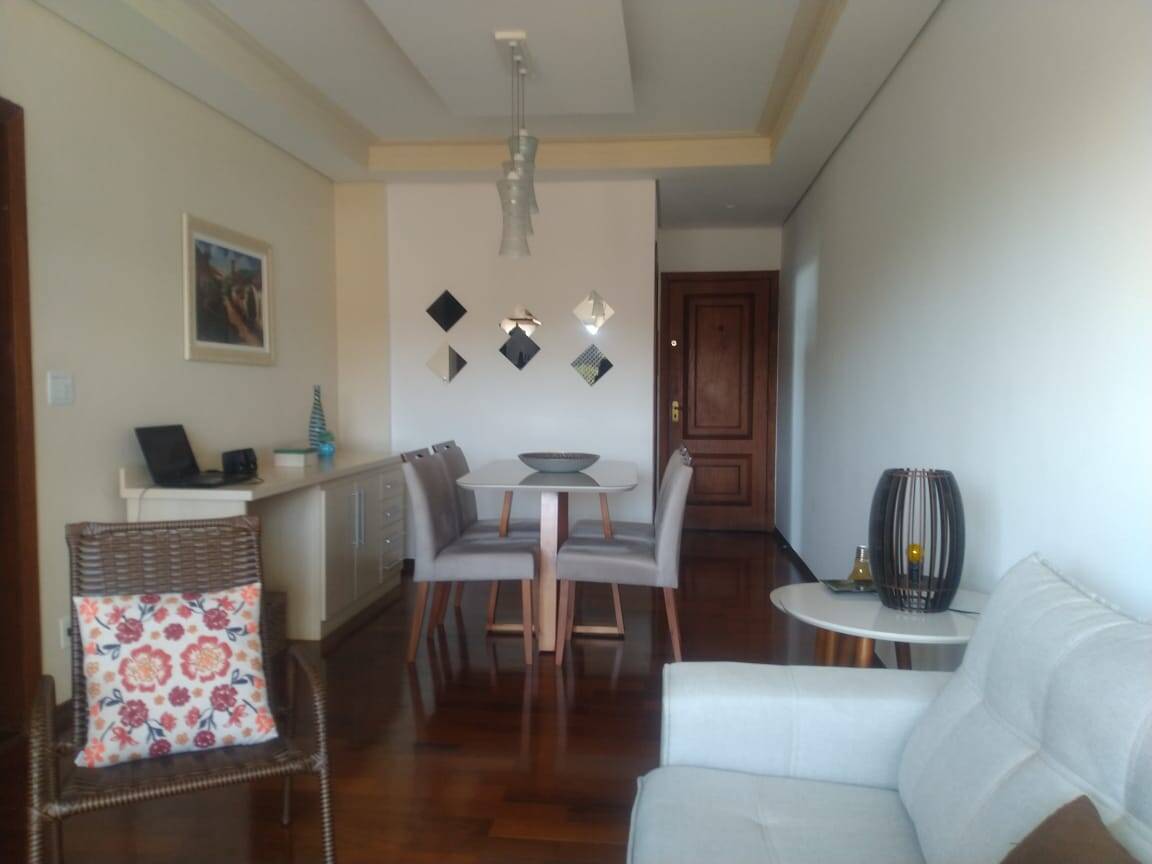 Apartamento à venda com 3 quartos, 98m² - Foto 1