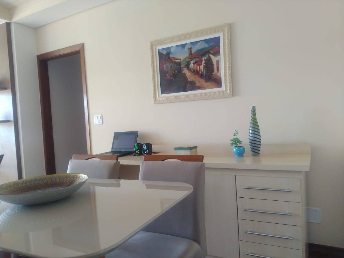 Apartamento à venda com 3 quartos, 98m² - Foto 3