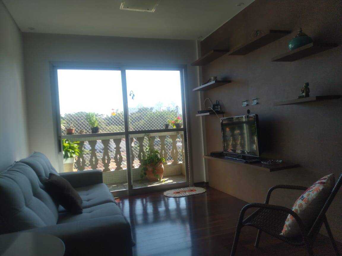 Apartamento à venda com 3 quartos, 98m² - Foto 2