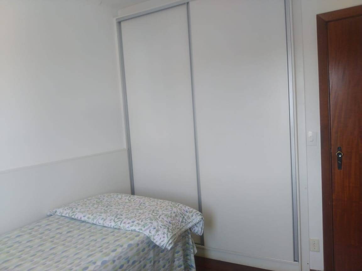 Apartamento à venda com 3 quartos, 98m² - Foto 12