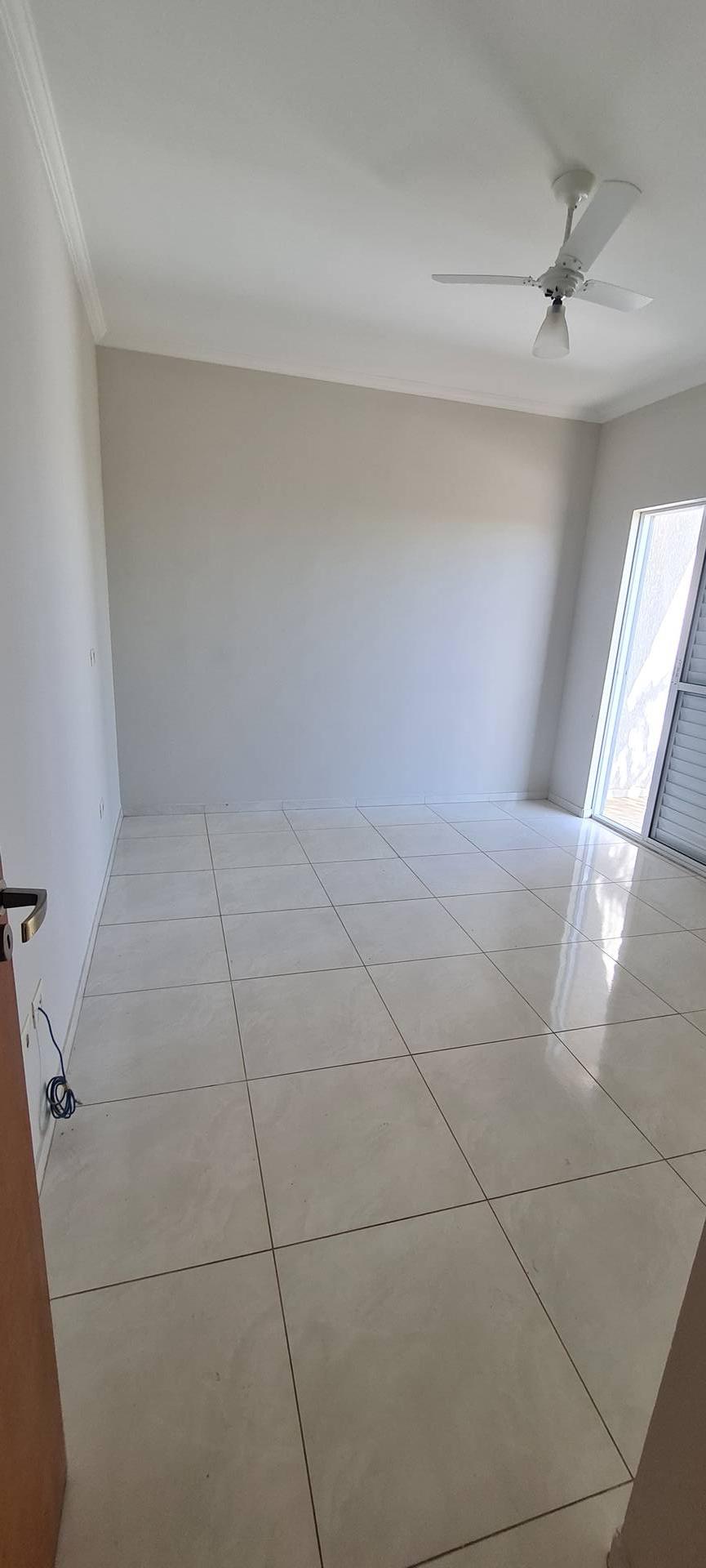 Apartamento à venda com 2 quartos, 70m² - Foto 7