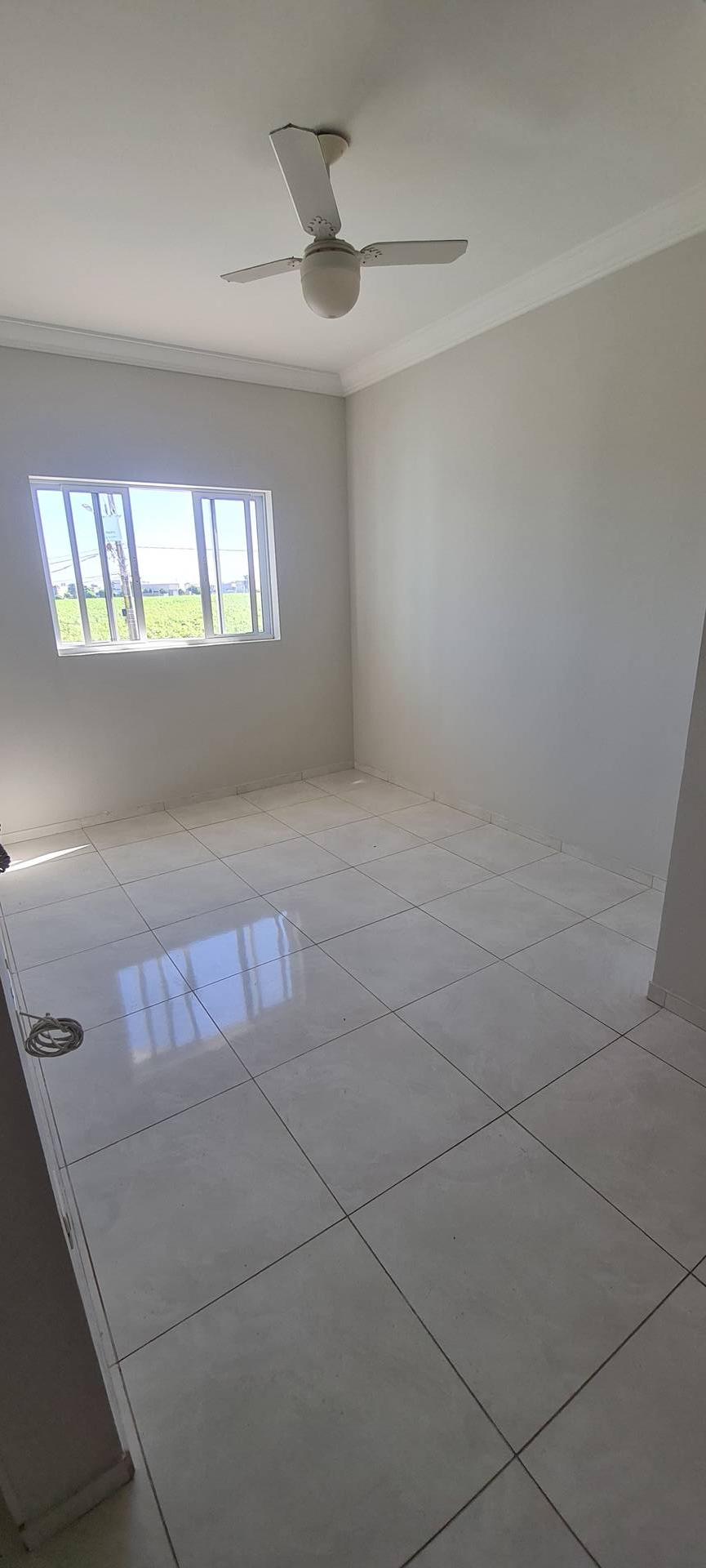 Apartamento à venda com 2 quartos, 70m² - Foto 1