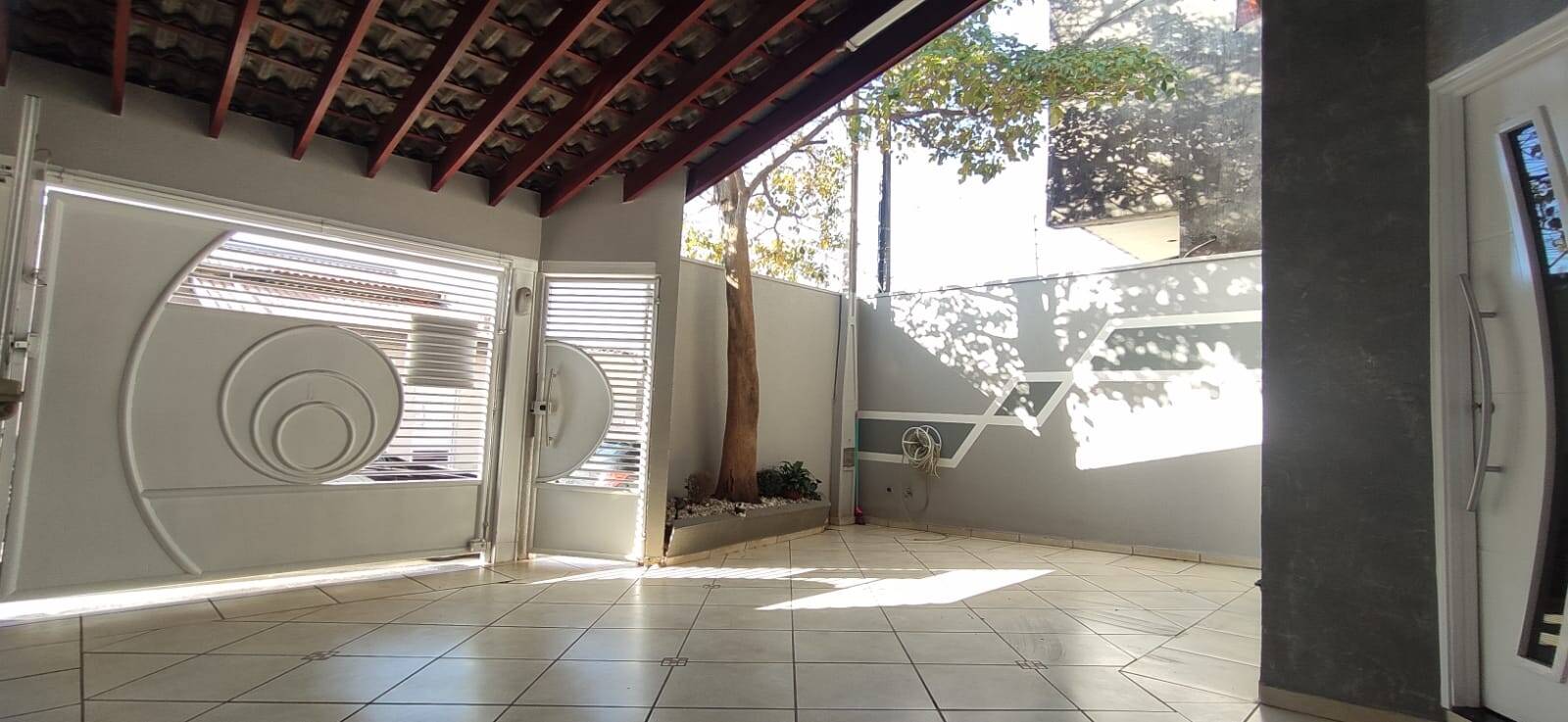 Casa à venda com 2 quartos, 100m² - Foto 7