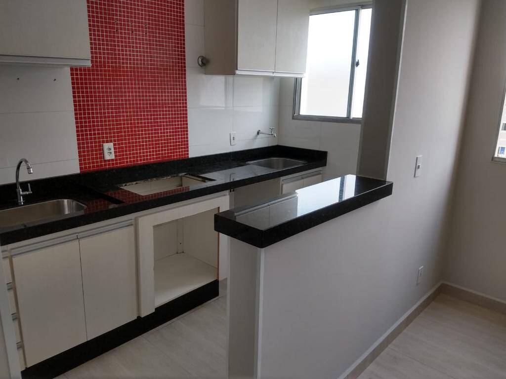 Apartamento à venda com 2 quartos, 45m² - Foto 2