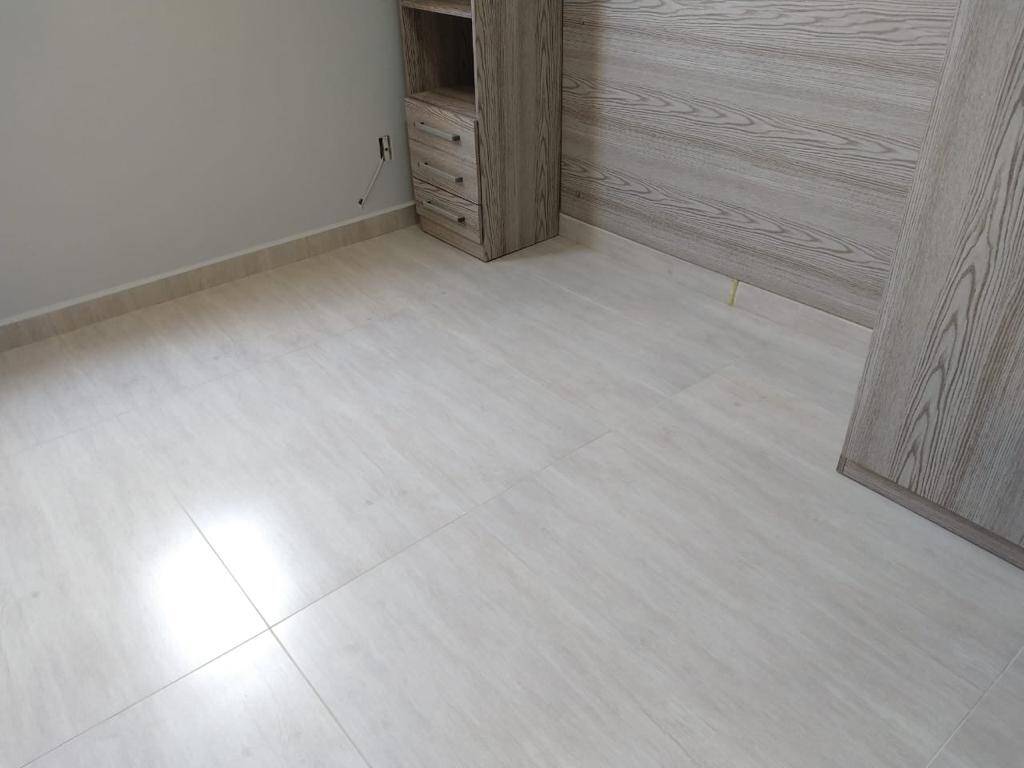 Apartamento à venda com 2 quartos, 45m² - Foto 13