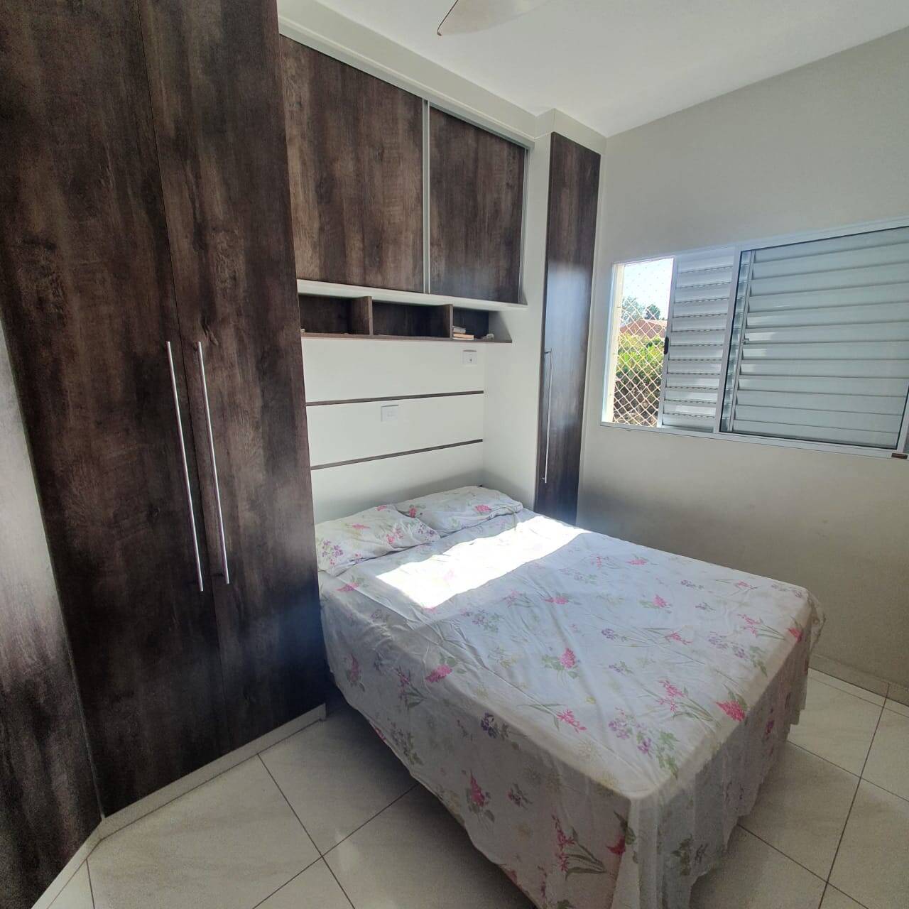 Apartamento à venda com 2 quartos, 70m² - Foto 7