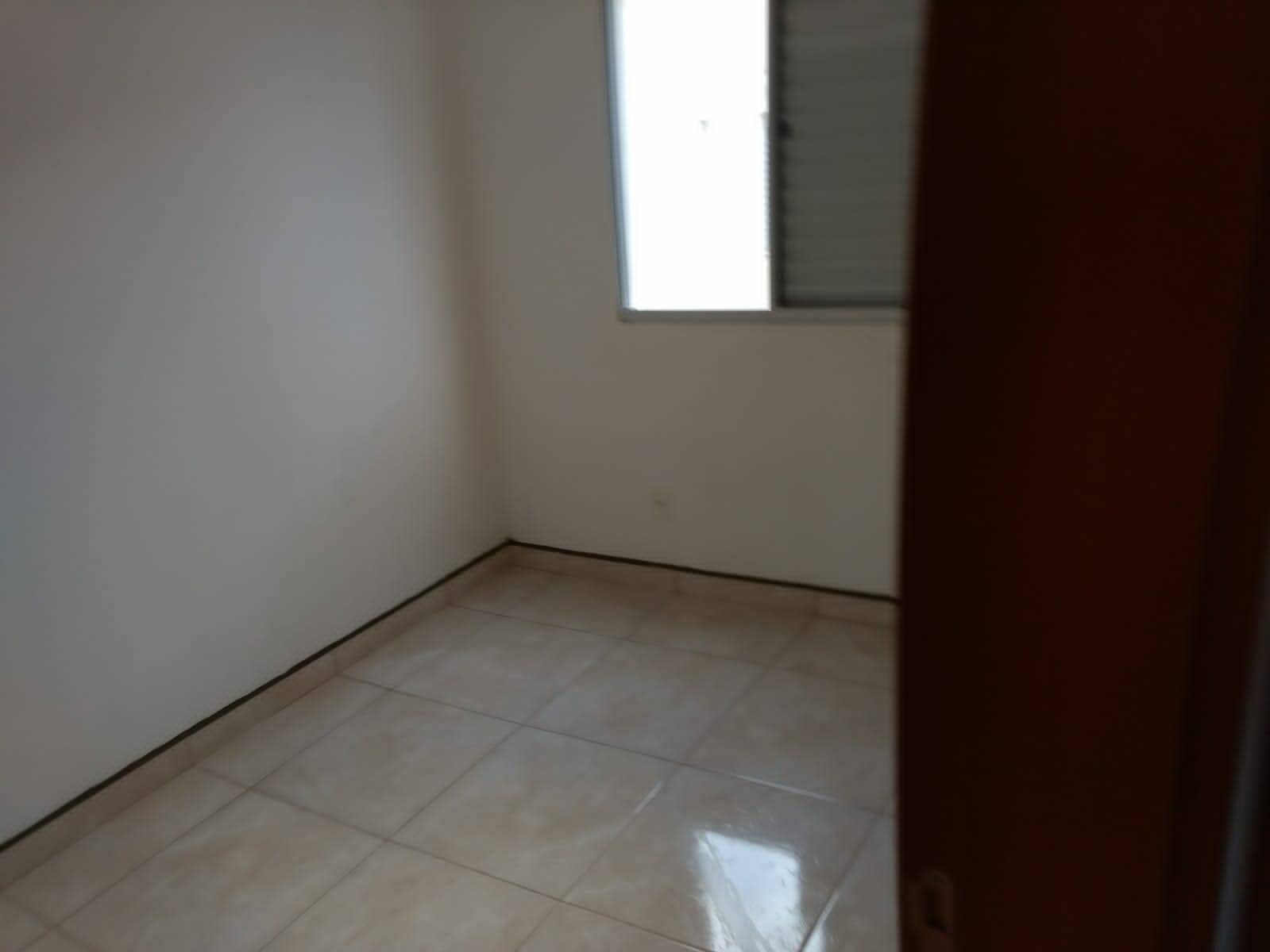 Apartamento à venda com 2 quartos, 43m² - Foto 3