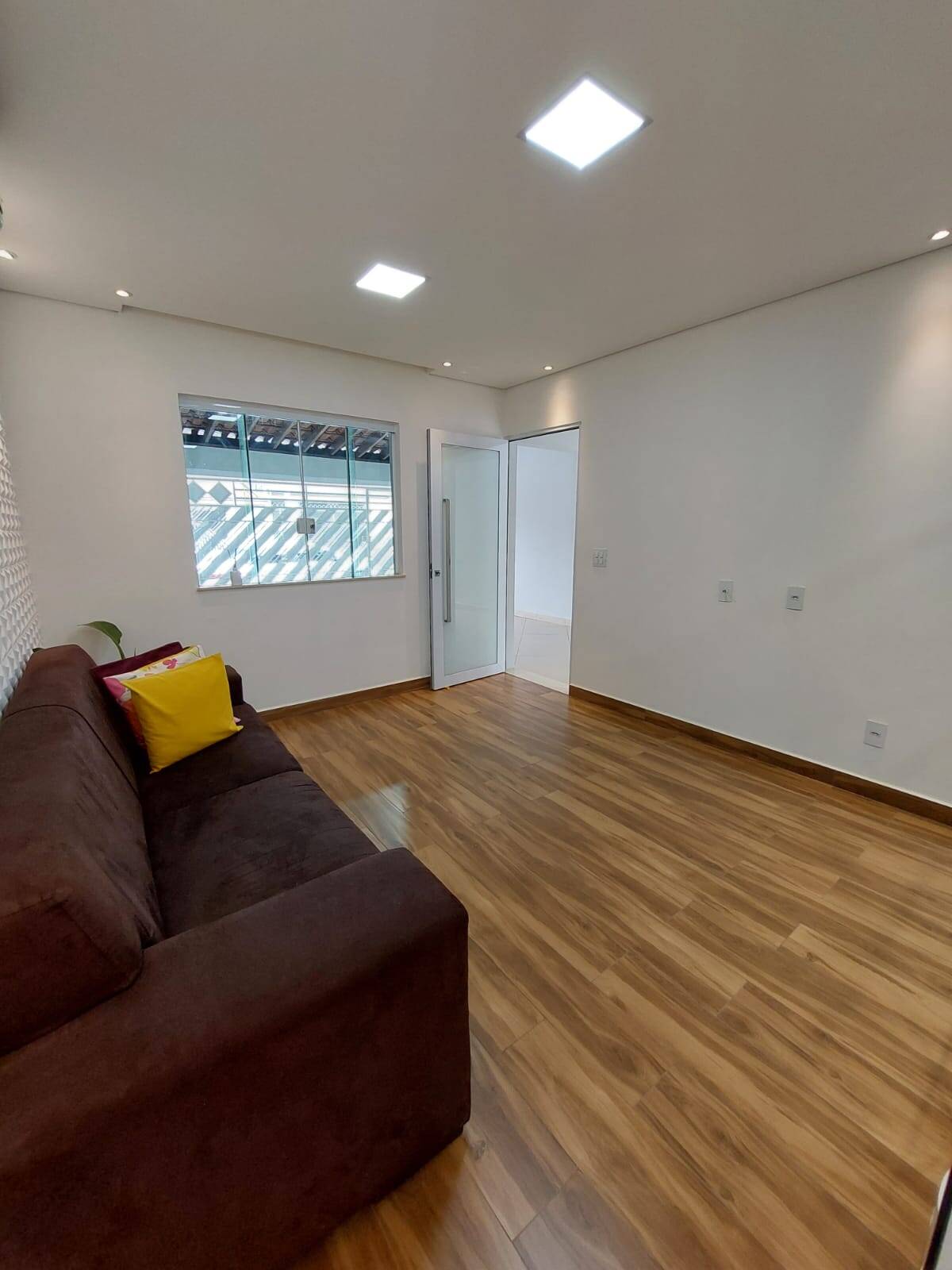 Casa à venda com 2 quartos, 129m² - Foto 4