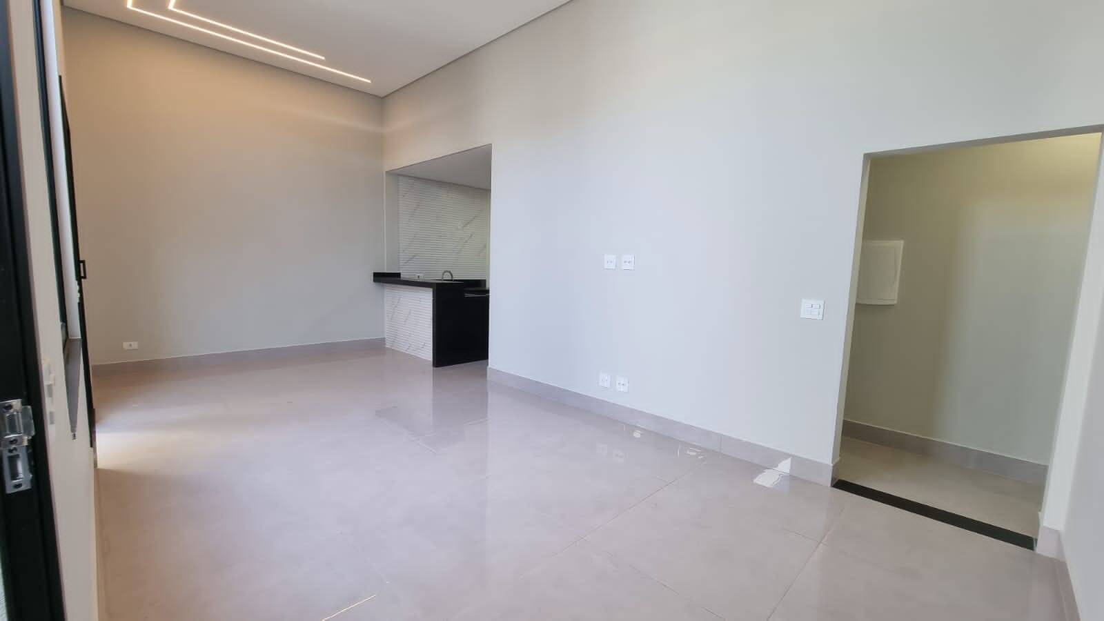 Casa à venda com 3 quartos, 160m² - Foto 3