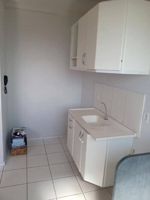 Apartamento à venda com 2 quartos, 50m² - Foto 3