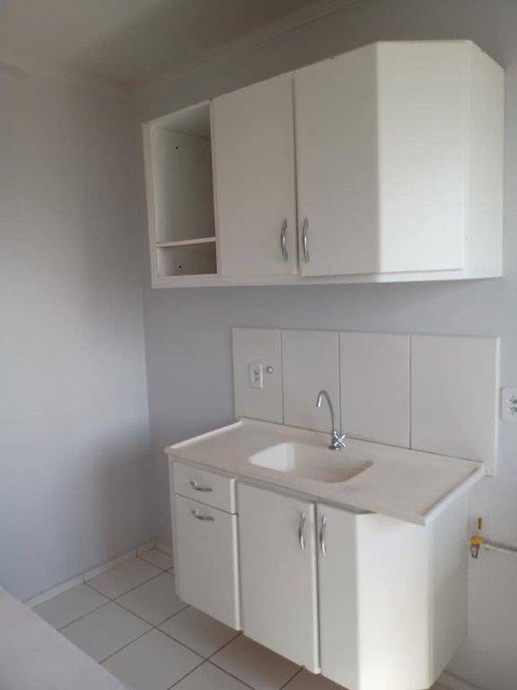 Apartamento à venda com 2 quartos, 50m² - Foto 2