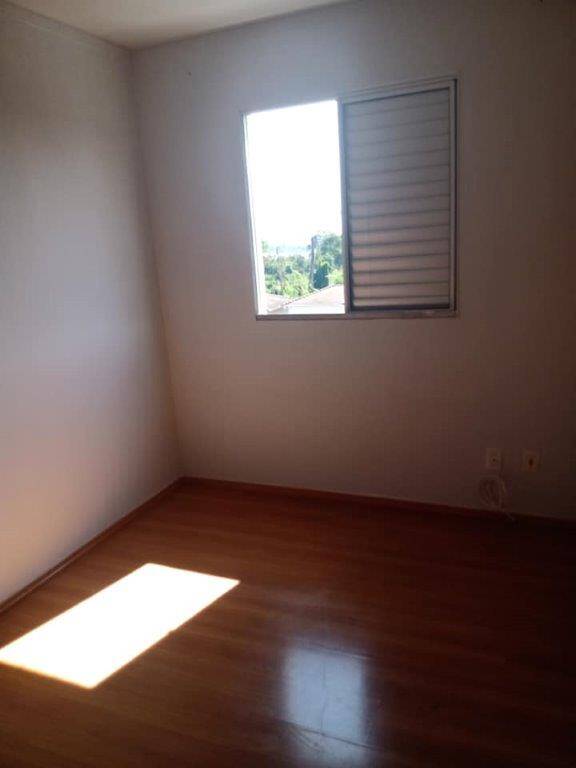 Apartamento à venda com 2 quartos, 50m² - Foto 13