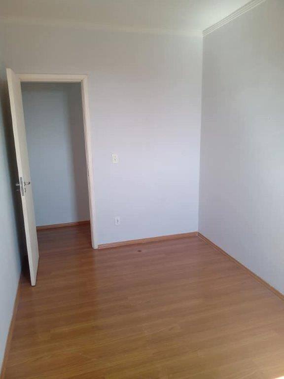 Apartamento à venda com 2 quartos, 50m² - Foto 17