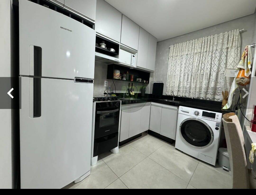 Apartamento à venda com 2 quartos, 43m² - Foto 4