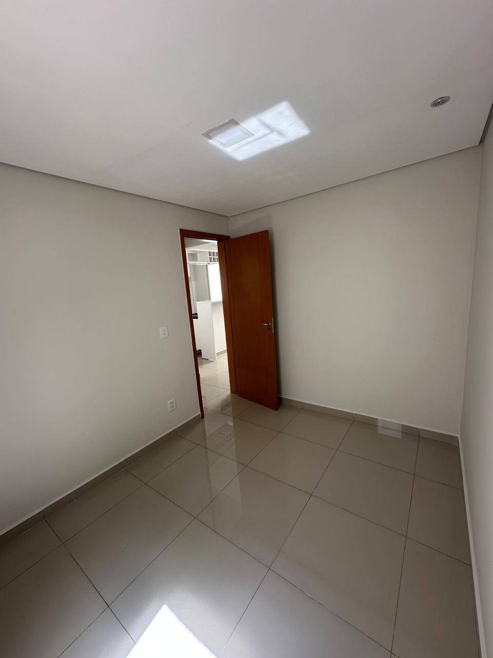 Apartamento à venda com 2 quartos, 43m² - Foto 12