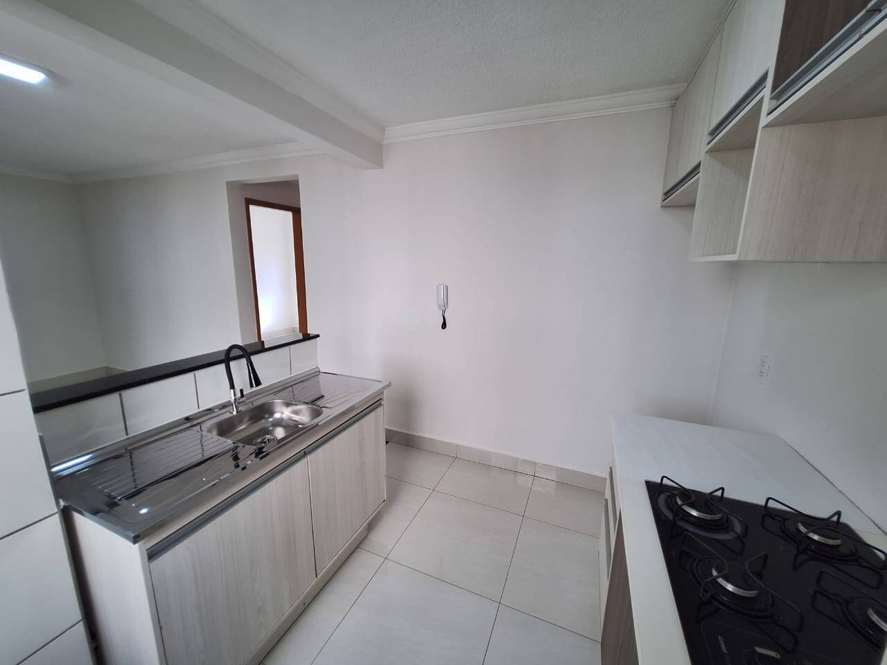 Apartamento à venda com 2 quartos, 45m² - Foto 2