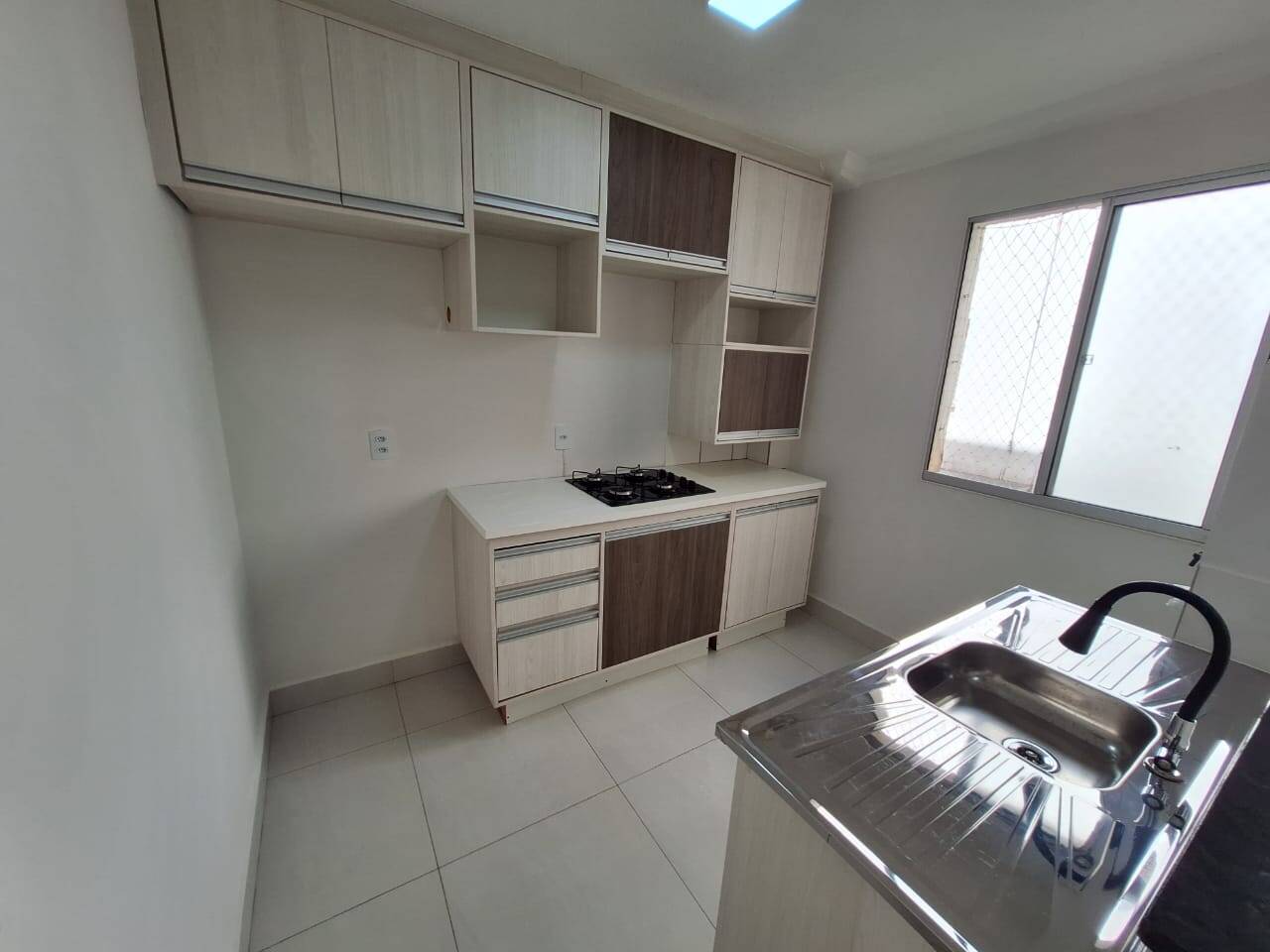 Apartamento à venda com 2 quartos, 45m² - Foto 1