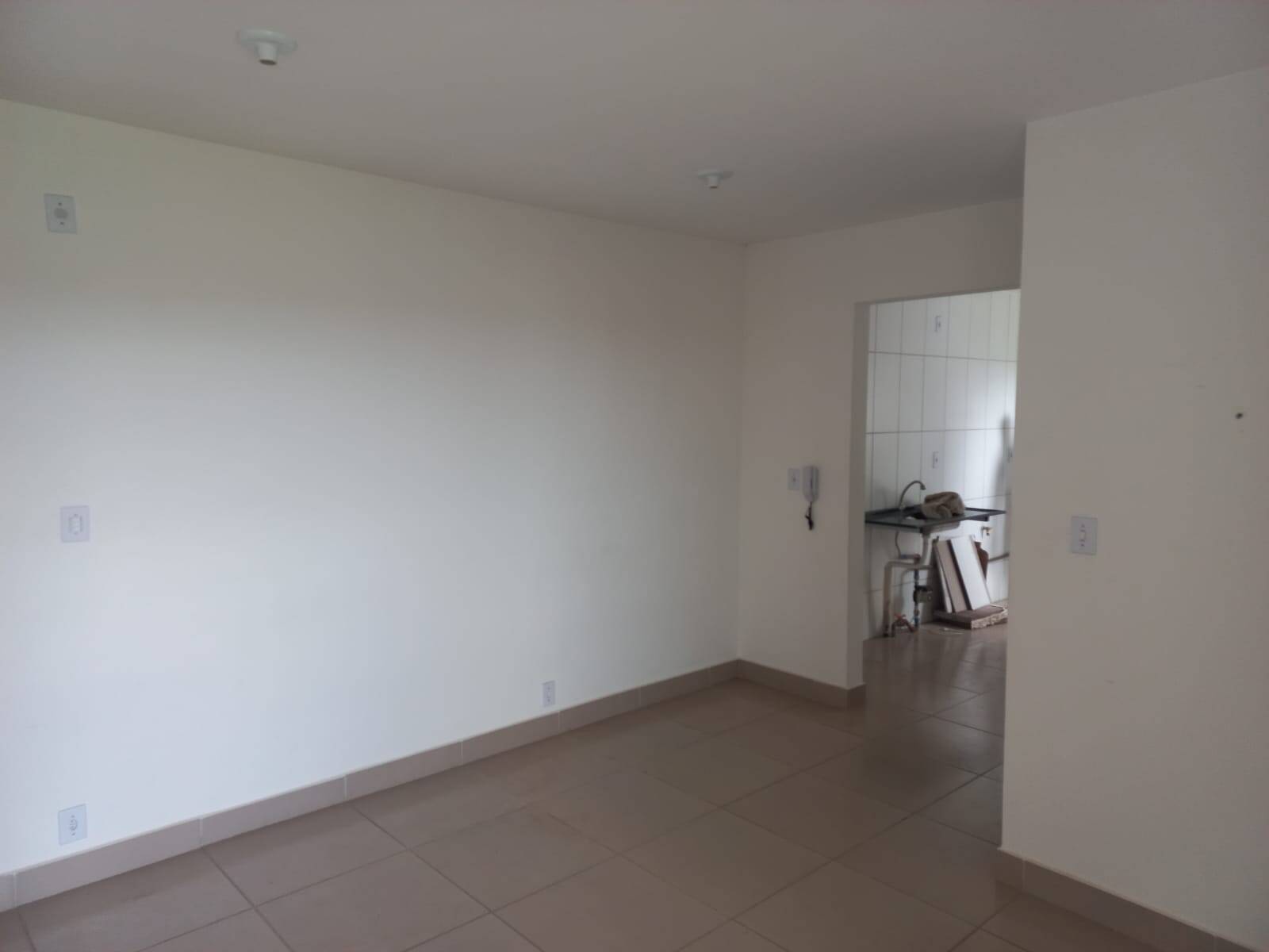 Apartamento à venda com 2 quartos, 58m² - Foto 2