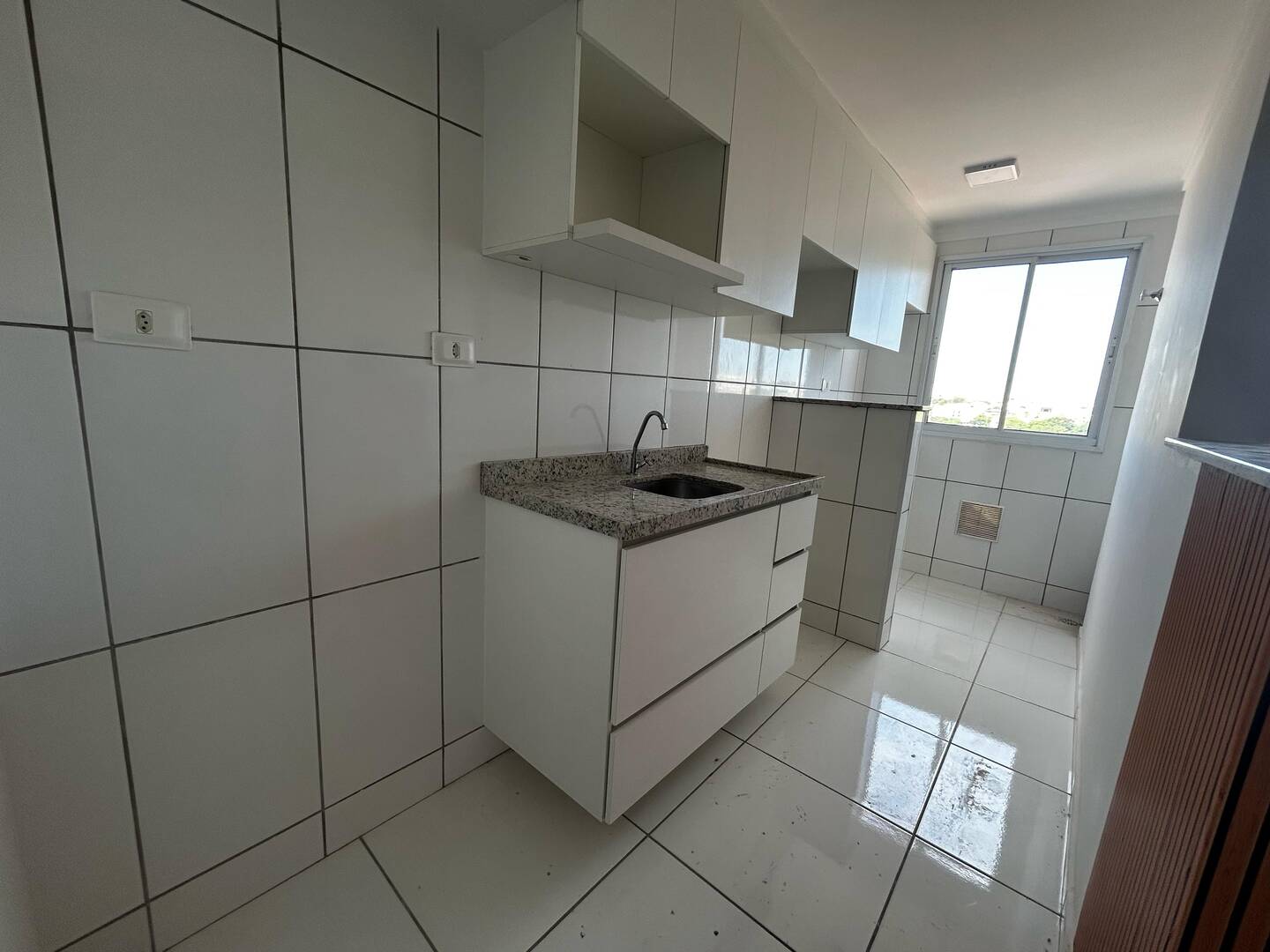 Apartamento à venda com 2 quartos, 51m² - Foto 3